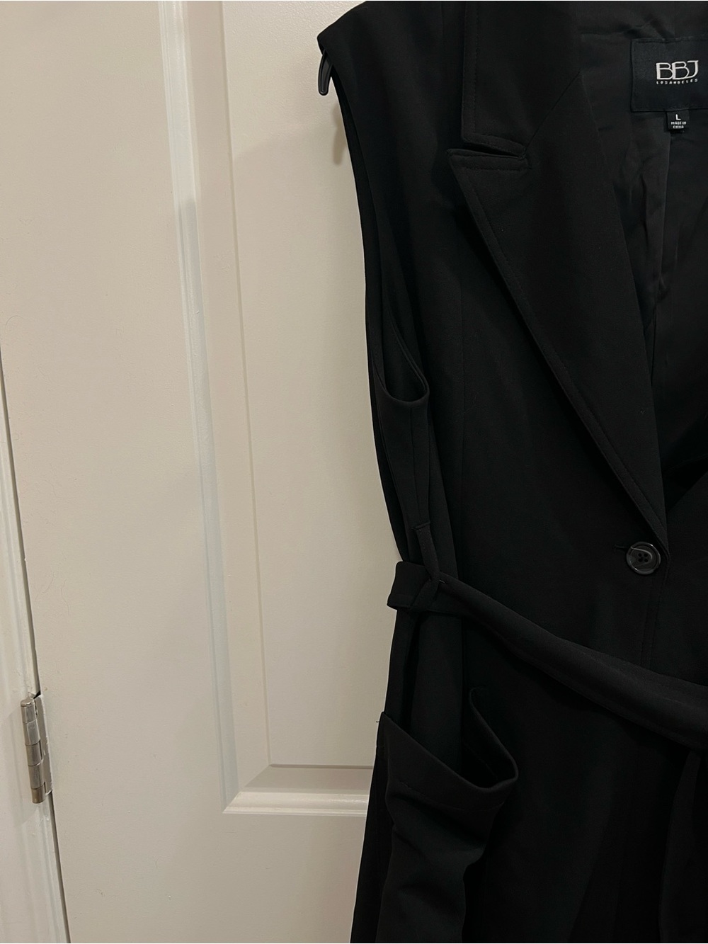 BBJ Black Sleeveless Belted Blazer - Picture 15 of 16